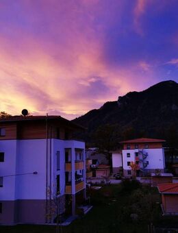 Moderne und lichtdurchflutete 3-Zimmer Wohnung mit traumhaftem Bergblick im 2.OG - Provisionsfrei ! - Brannenburg