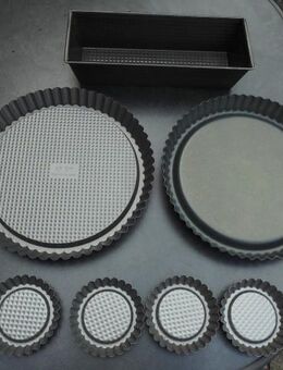 8 Backformen antihaftbeschichtet zus. 8,- Tortenboden/Obstbodenform Tortelettförmchen Kastenformen - Flensburg