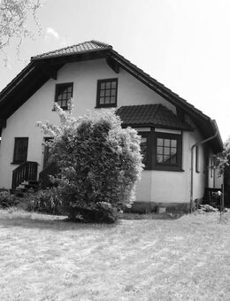 Ruhig, grün, vielseitig: Geräumiges Zweifamilienhaus mit Einliegerwohnung in Badenheim! - Badenheim