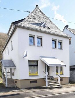Mehrfamilienhaus in Idar-Oberstein mit Wertsteigerungspotenzial - Idar-Oberstein