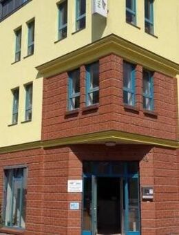 schöne 2 Raum Wohnung mit großer Terrasse - Güstrow Zentrum