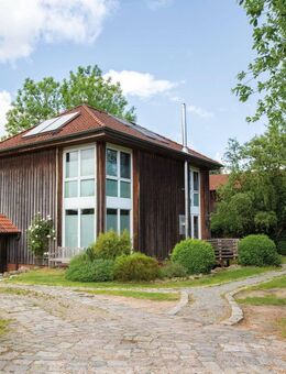 Besondere Immobilie! Vermietetes Einfamilienhaus mit Doppelcarport & schönem Garten in 21493 Grabau - Grabau (Landkreis Herzogtum Lauenburg)