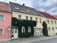 Charmantes Wohn- und Geschäftshaus im Ortskern Luhe! - Vielseitig nutzbar und ab sofort verfügbar! - Luhe-Wildenau