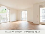 ** Helle 3 Zimmer-Wohnung | Tageslichtbad mit Wanne & Dusche | HWR | Loggia | Stellplatz ** - Dresden