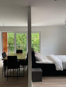 Schöne Wohnung in direkter Nähe zur Uni in Oldenburg! - Oldenburg