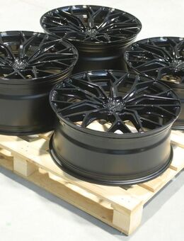 Concaver CVR1 21x9-10,5 ET30-35 Felgenset SET-CVR#129 - Neuhaus (Inn)