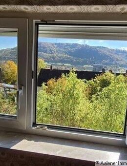 Einfamilien-Doppelhaushälfte mit sonnigem Garten in ruhiger, naturnaher Lage - Oberkochen