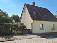 Einfamilienhaus mit Hof und Garten in Uetz, bei 39517 Tangerhütte - Tangerhütte