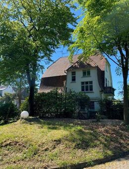 Freistehendende charaktervolle Altbauvilla mit Garage und Garten in der Parkstraße... - Lüdenscheid
