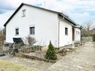 Großzügiger Bungalow in Massivbauweise mit herrlichem Grundstück in ländlicher Lage! - Hummeltal