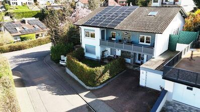 Exklusives Wohnhaus mit Einliegerwohnung in Bestlage