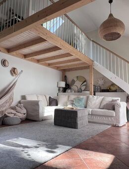 PROVISONSFREI: 4-Zimmer-Wohnung mit Galerie, Terrasse & Garage - Architektonisches Highlight - Neuss