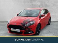 Ford Focus, 2.0 Lim ST EcoBoost, Jahr 2016 - Freiberg