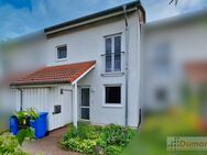 Familienfreundliches Reihenhaus mit hellen Räumen und gemütlichem Garten in Merseburg/Freiimfelde. - Merseburg