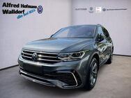 VW Tiguan, 2.0 TDI Allspace R-Line, Jahr 2024 - Walldorf (Baden-Württemberg)