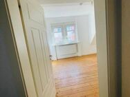 Sanierte 3-Zi-Wohnung im Altbau mit neuer EBK, Dielenboden und Keller - Leimen (Baden-Württemberg)