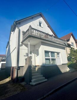 MFH mit 9,5 Zimmern & 5 Bädern - Top gepflegt & voll vermietet - Esslingen (Neckar)