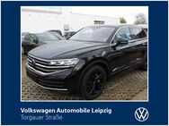 VW Touareg, 3.0 l Elegance V6 eHybrid, Jahr 2023 - Leipzig