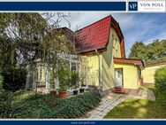 Ruhige Lage, viel Platz: Einfamilienhaus mit Gästehaus in Mahlsdorf Süd - Berlin