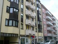 Maxvorstadt interessante Maisonettewohnung 4 Zimmer mit Balkon und zwei Bädern - München