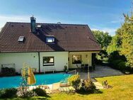Einfamilienhaus mit Einliegerwohnung in sonniger und ruhiger Waldrandlage - Baden-Baden