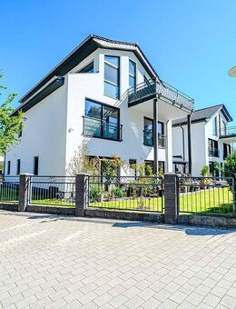 „Villenpark Groß Glienicke“ Moderne Einfamilienhausvilla mit Au-pair-/Gästebereich - provisionsfrei - Potsdam