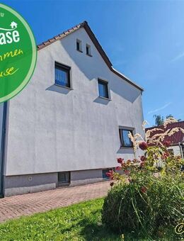 Liebliche Doppelhaushälfte mit Garten und Garage in ruhiger Lage! - Hainichen (Sachsen)
