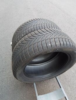2 gebrauchte Winterreifen W 255 50 19 107 V Nexen 4,3 mm DOT 22 - Sprendlingen