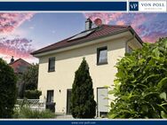 *WUNDERSCHÖNE STADTVILLA MIT AUSGEBAUTEN DACHGESCHOSS*ALU ROLLADEN*FBH*KAMIN UND SOLAR* - Radebeul