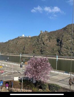 Erstbezug - Wunderschöne DG-Wohnung mit Loggia zum Rhein - Boppard