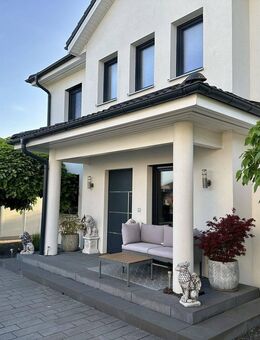 Modernes EFH, 5 Zi.,173m² Wfl. , 828 m² Grund, Photovoltaik, KfW40 - Dachsbach