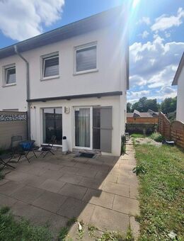 "Anschauen - Verlieben - Einziehen! Modernes REH, sofort beziehbar und S-Bahn-Anschluss - Altbach