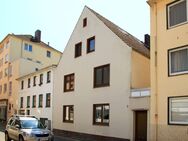 Anlageobjekt: Mehrfamilienhaus mit 3 Wohneinheiten im Zentrum von Bremerhaven - Bremerhaven