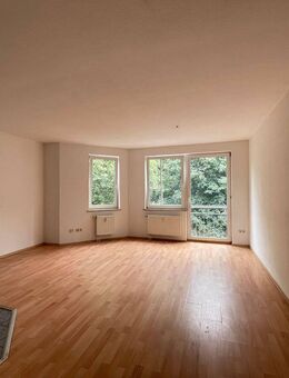 <> 1-Zimmerwohnung mit Einbauküche im Grünen! - Chemnitz