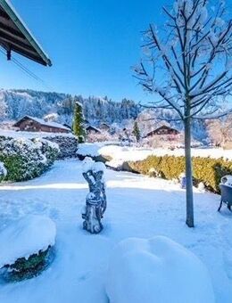 Helle, möblierte 4-Zimmer-Dachgeschosswohnung in Seenähe - Bad Wiessee