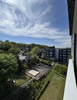 Eigentumswohnung mit traumhaftem Ausblick in Hattingen Holthausen – barrierefrei, mit Aufzug, Balkon - Hattingen