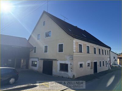 Isen - Handwerker aufgepasst! Wohn- und Geschäftshaus zur Sanierung in guter Lage mit Parkpl. und Nebengebäude