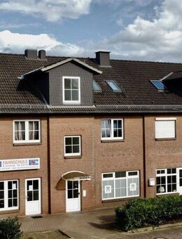 Anlageobjekt! 2 Zimmerwohnung im 1. Obergeschoss mit Balkon und Tiefgaragenstellplatz - Bargteheide