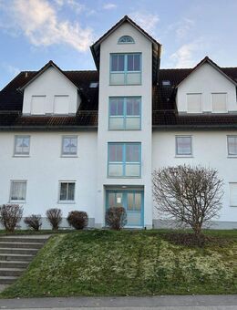 Geräumige 3-Zimmer-Wohnung mit Balkon und TG-Stellplatz in ruhiger Lage von Altenmünster - Altenmünster