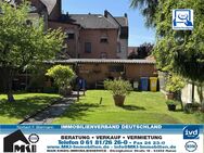 Attraktives Zweifamilienhaus mit Ausbaupotenzial in Hanau-Großauheim - Hanau (Brüder-Grimm-Stadt)