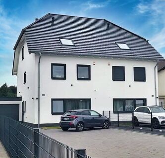 *EXKLUSIVITÄT UND ELEGANZ in naturverbundener Lage ca. 186 m² Wohnkultur zum Entspannen*