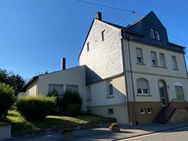 Achtung !!! Wohnhaus mit großen zusätzlichen Flächen aus ehemaligem Gewerbe für vielseitige Nutzung möglich - Vollmersbach