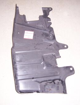 MR911733 Unterschutz links Mitsubishi Carisma - Hannover Vahrenwald-List