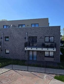 Bezugsfertig + 20.000 € Mietgarantie jährlich (für 3 Jahre) - Hochwertige Ferienwohnung im OG - Butjadingen