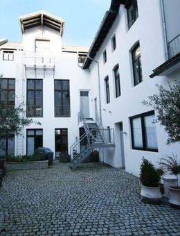 INDIVIDUELL * EXKLUSIV * RUHIG * – 3 Zimmer-Wohnung am Rhein - Bonn