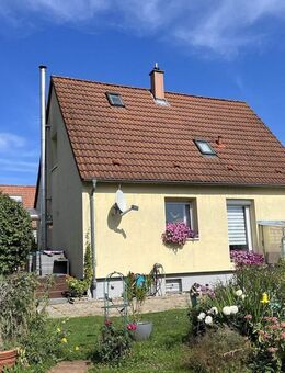 Charmantes Einfamilienhaus mit Blick ins Grüne - in begehrter Lage von Rastatt - Rastatt