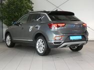 VW T-Roc, Style, Jahr 2023 - Blaufelden