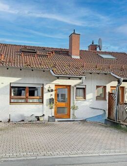 Gepflegte Doppelhaushälfte mit Panoramablick - in begehrter Lage von Neckargemünd - Neckargemünd