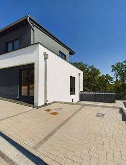 Hochwertige energieeffiziente Erdgeschosswohnung mit Balkon - Ideal für Eigennutzer und Investoren - Idar-Oberstein