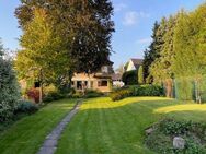 ***DAS NÄCHSTE SOMMER KOMMT BESTIMMT*** 2 Familienhaus in guter Lage von Mülheim Holthausen mit großem Grundstück - Mülheim (Ruhr)